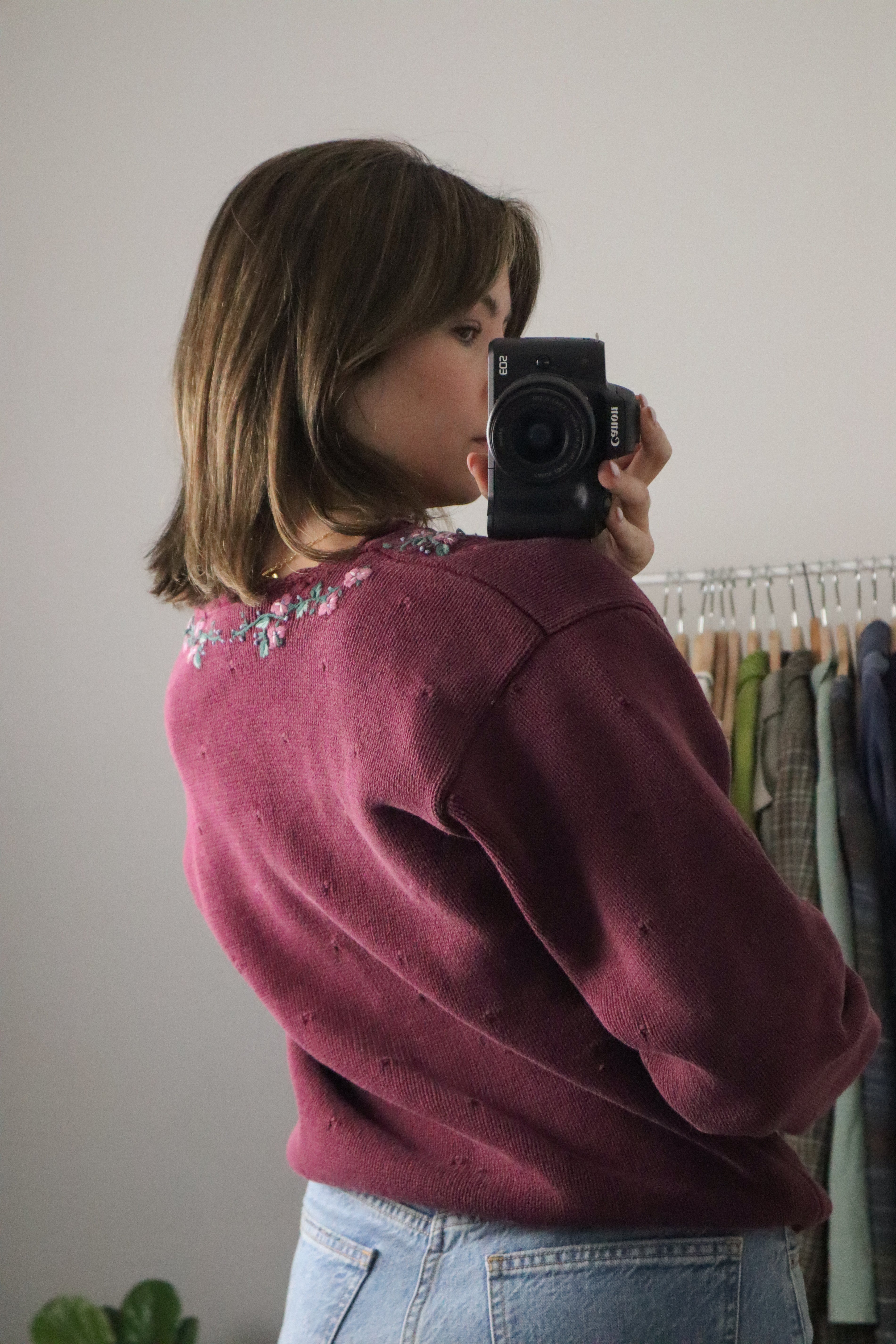 Vintage x Embroidered Knit Sweater (XS)