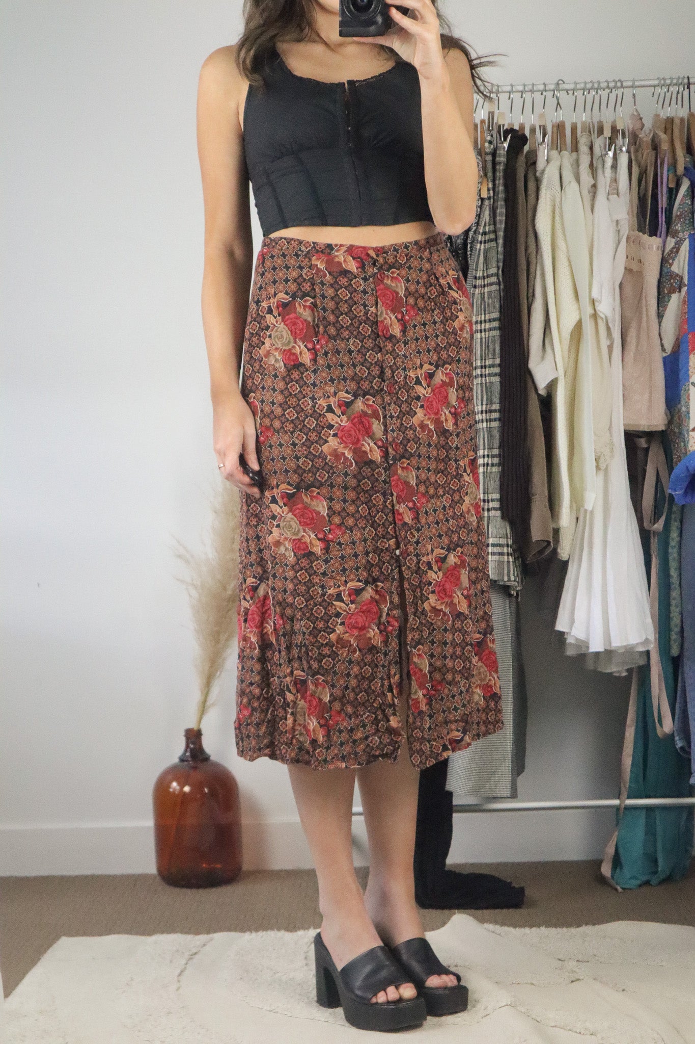 Made in Canada x Vintage x Midi Button Down Skirt (6/8)