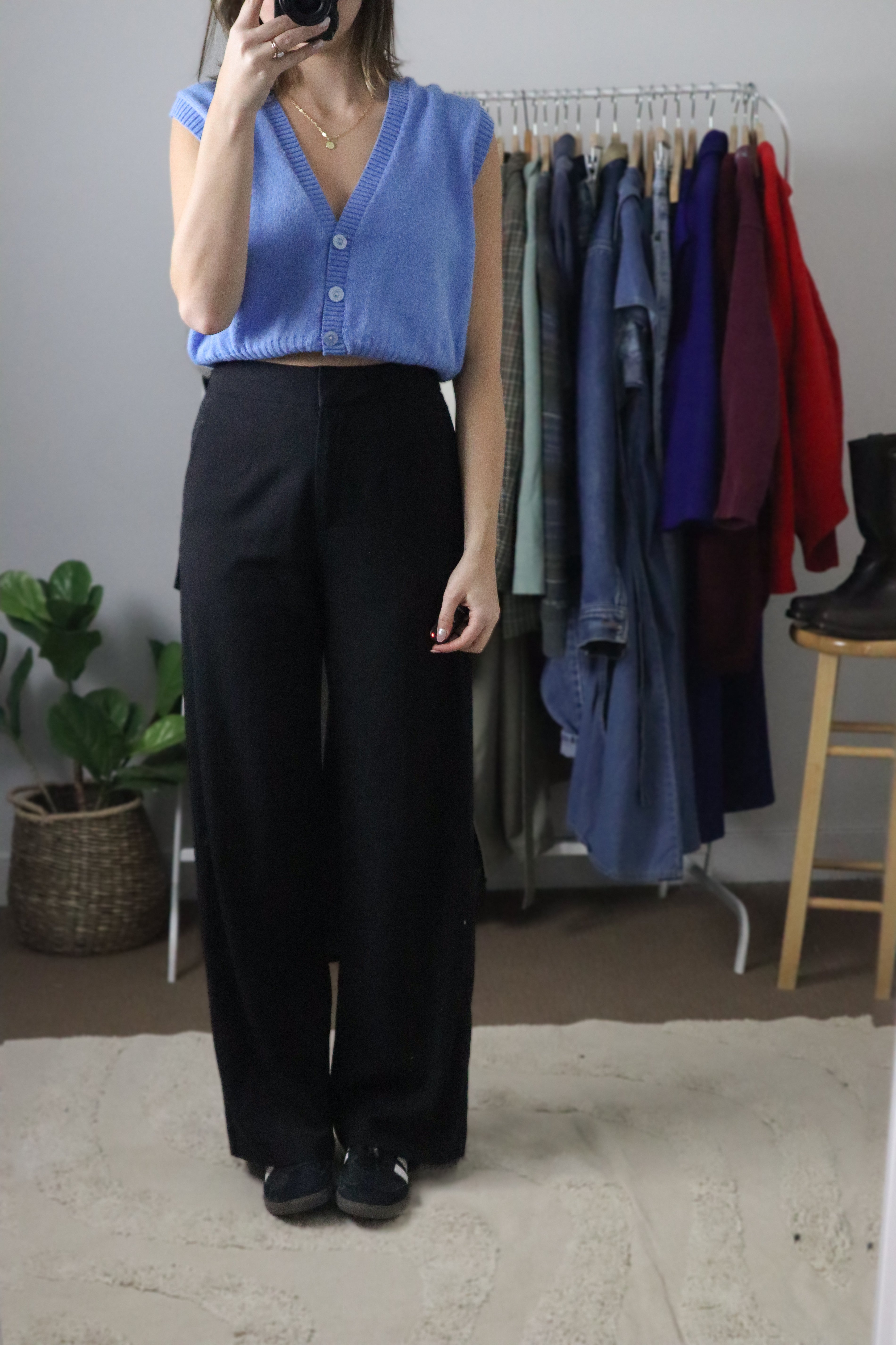 Made in Canada x Vintage x Cropped Vest (S)