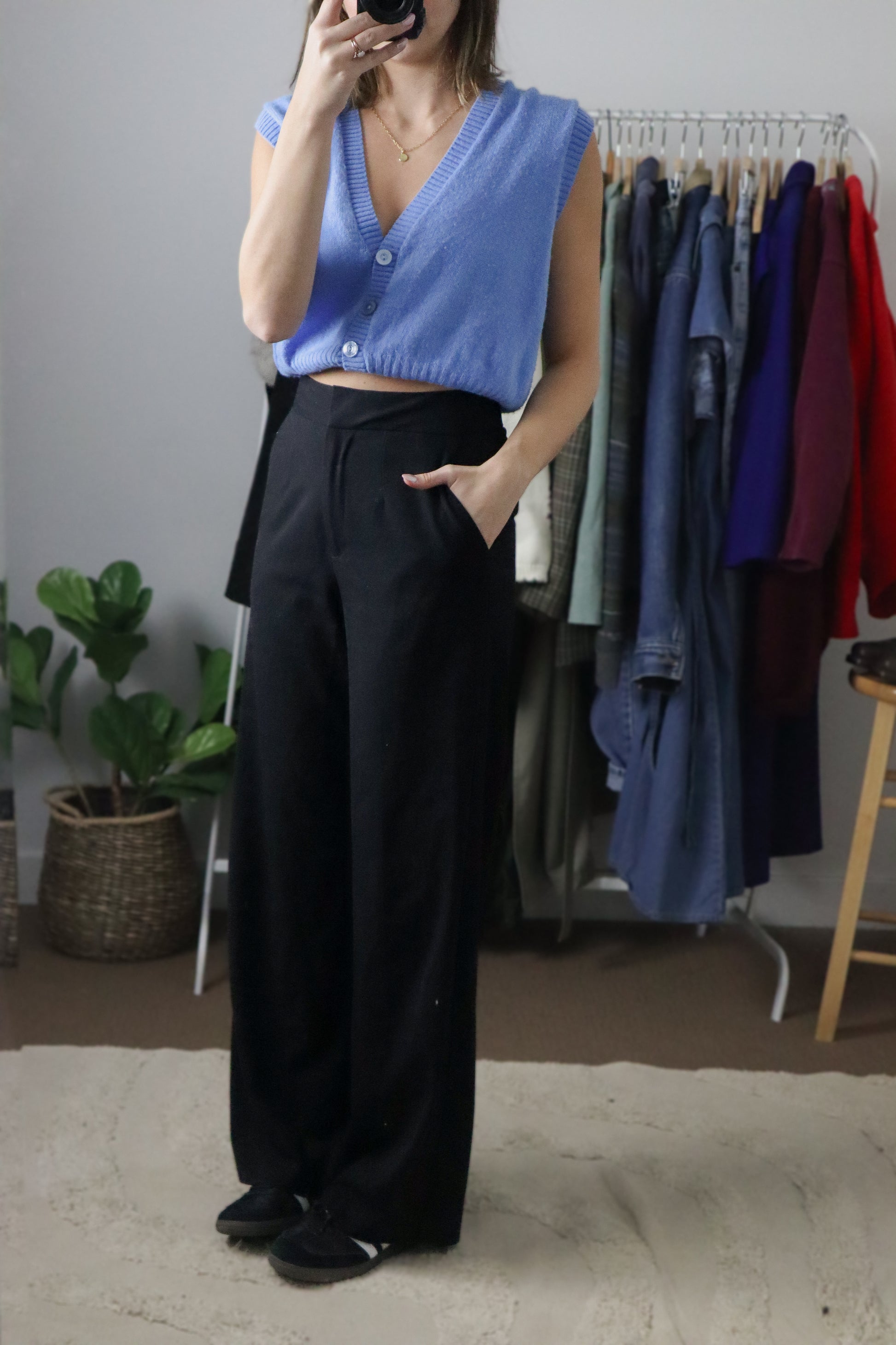 Made in Canada x Vintage x Cropped Vest (S)