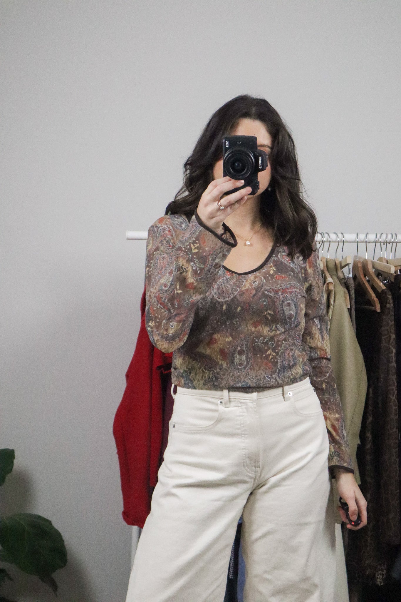 Made in Canada x Vintage x Paisley Lace Bell-Sleeve Top (M)