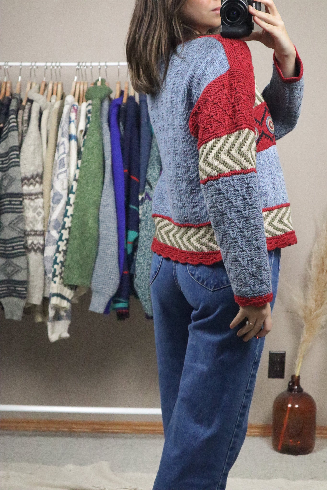 Vintage x Patterned Crocheted Cardigan (M)