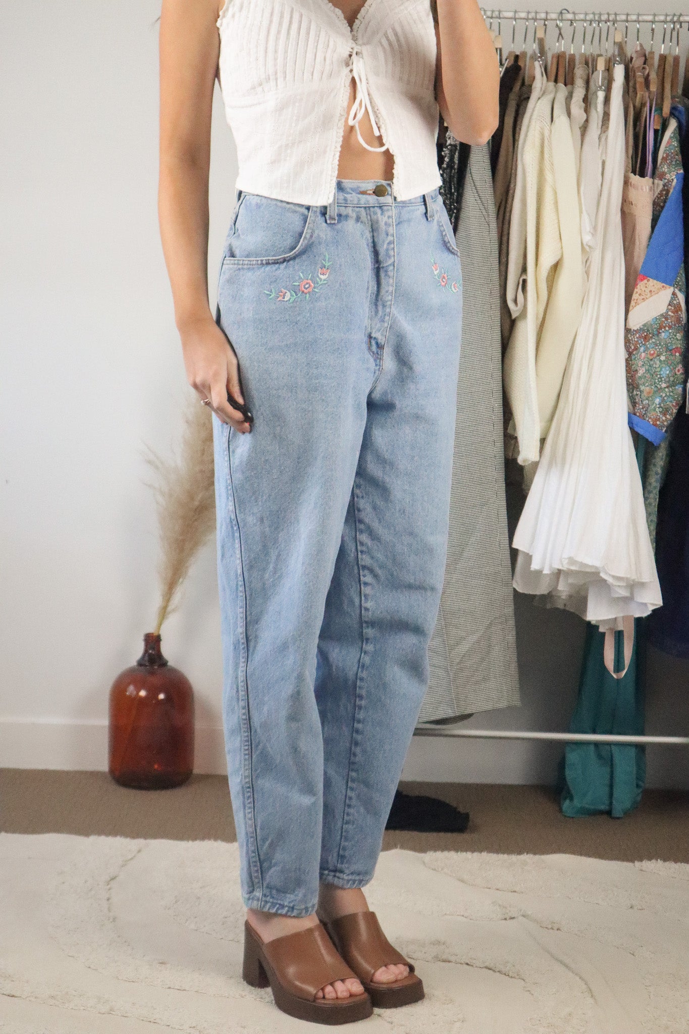Made in Canada x Vintage x Embroidered Jeans (10/12)