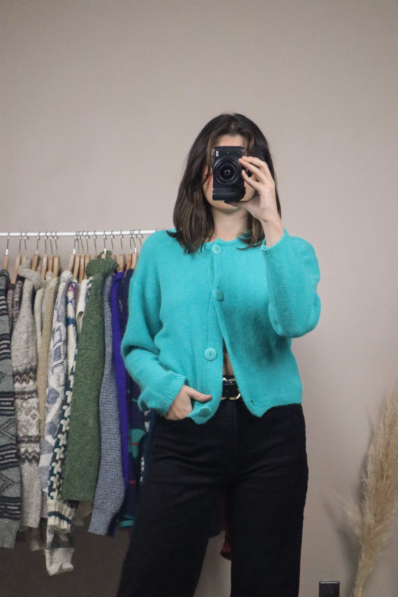 Made in Korea x Vintage x Angora/Wool Cropped Cardi (S)