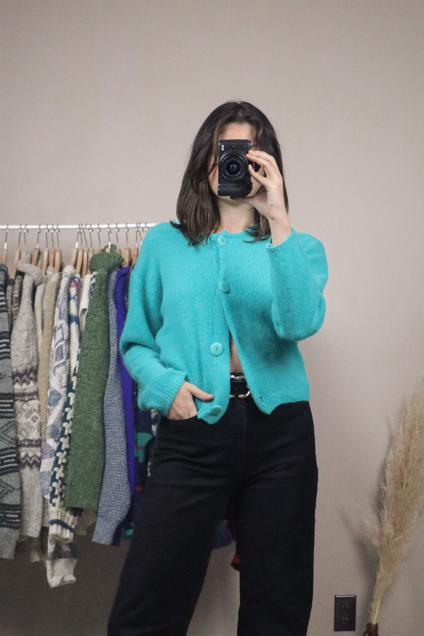 Made in Korea x Vintage x Angora/Wool Cropped Cardi (S)