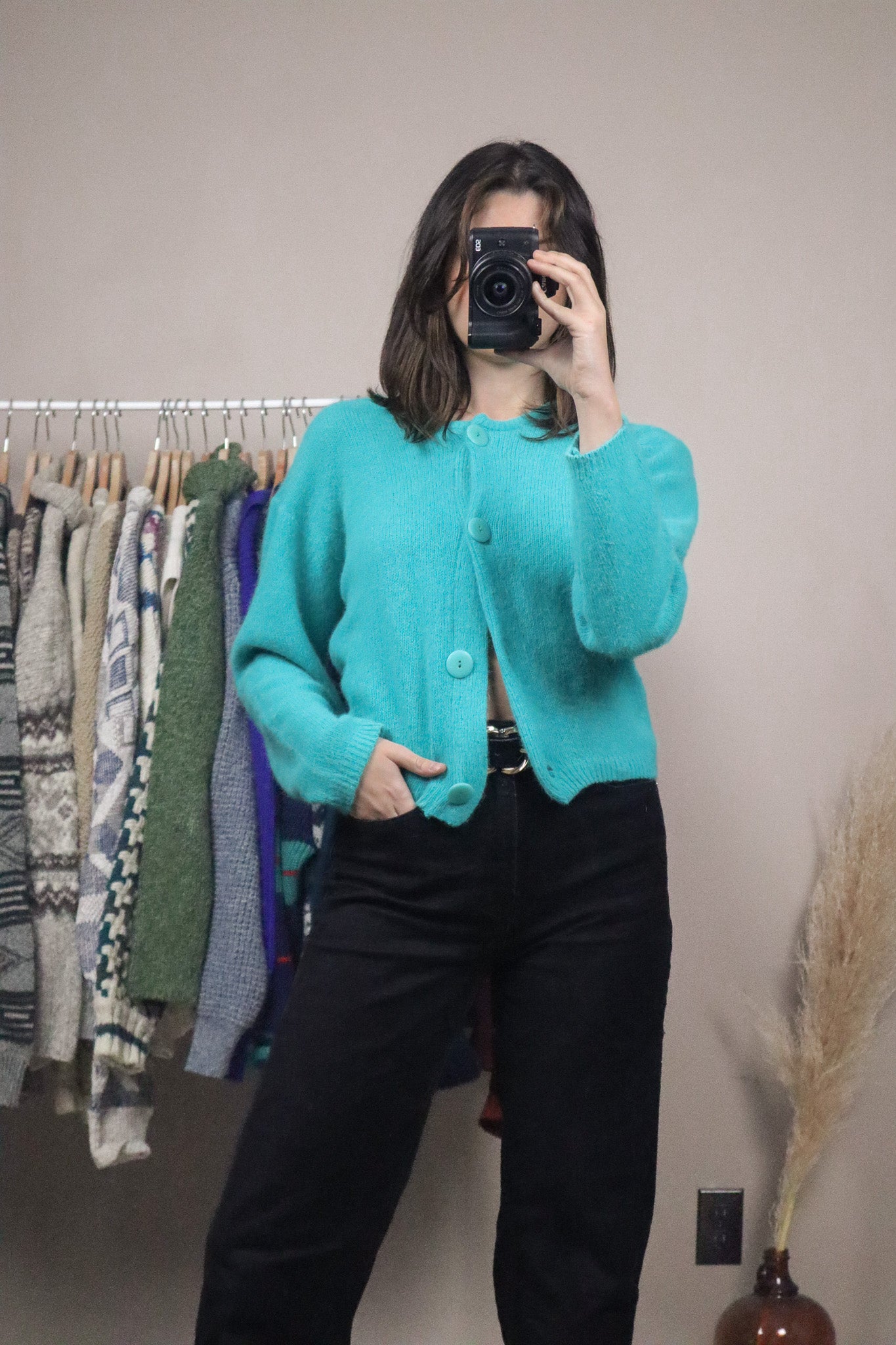 Made in Korea x Vintage x Angora/Wool Cropped Cardi (S)