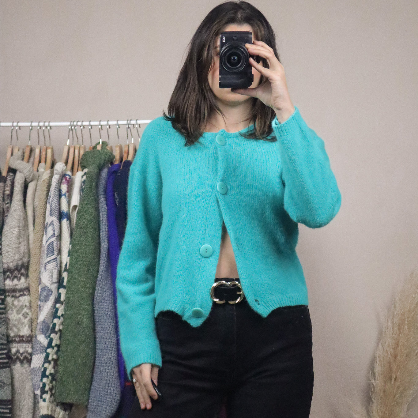 Made in Korea x Vintage x Angora/Wool Cropped Cardi (S)