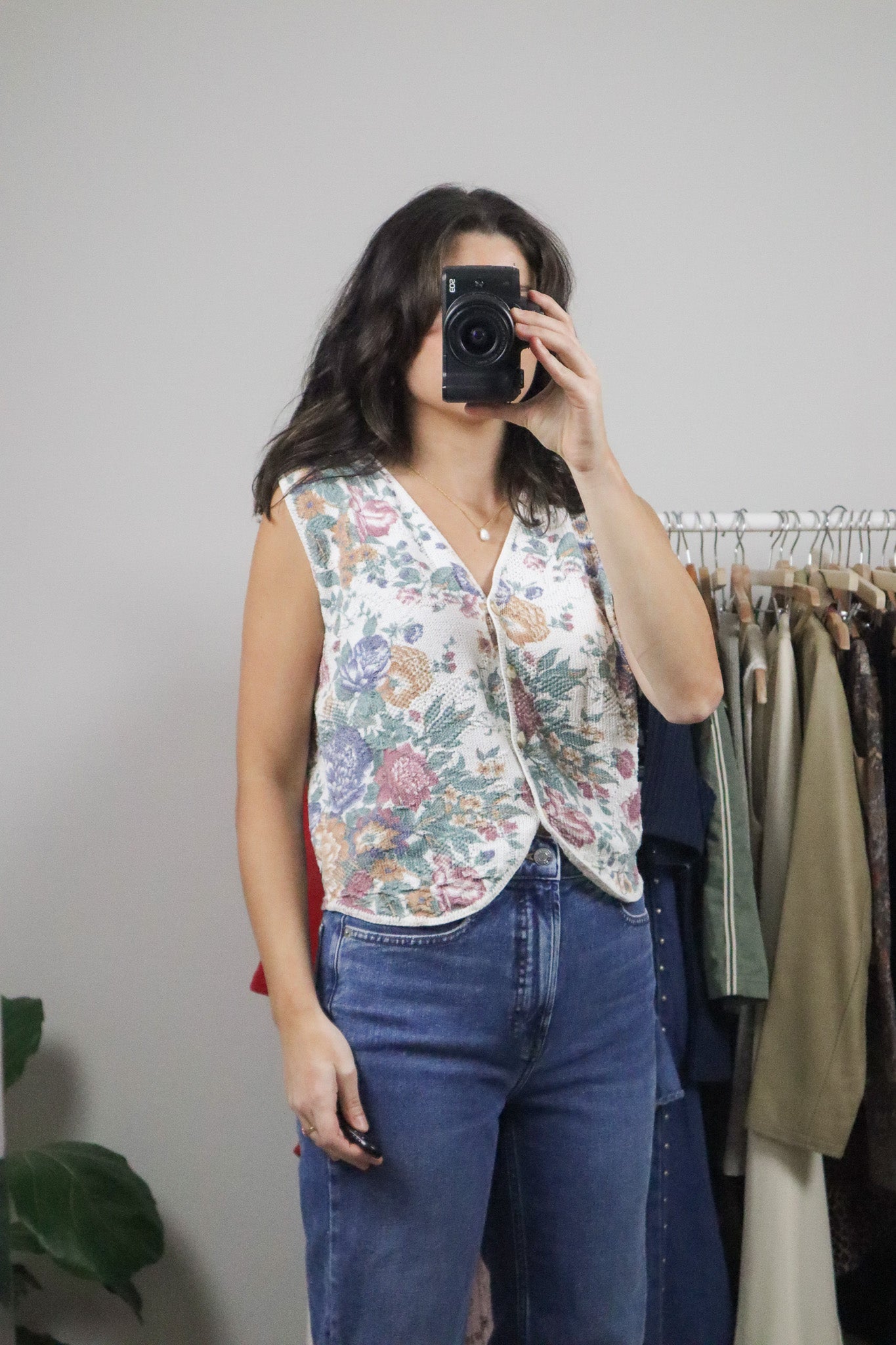 Made in USA x Vintage x Floral Knit Vest (M)