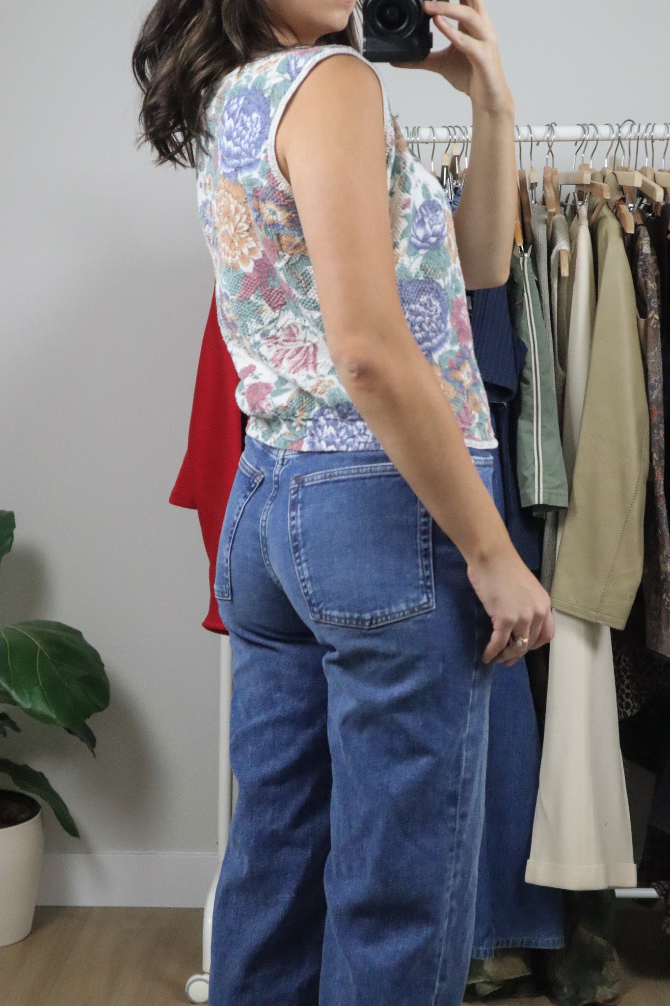 Made in USA x Vintage x Floral Knit Vest (M)