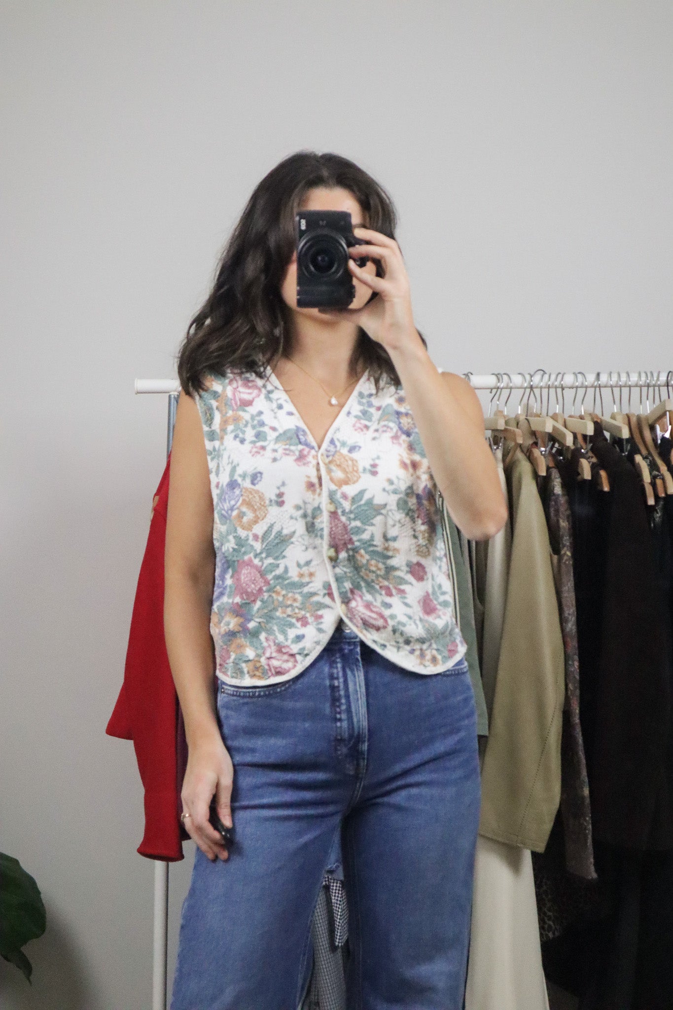 Made in USA x Vintage x Floral Knit Vest (M)