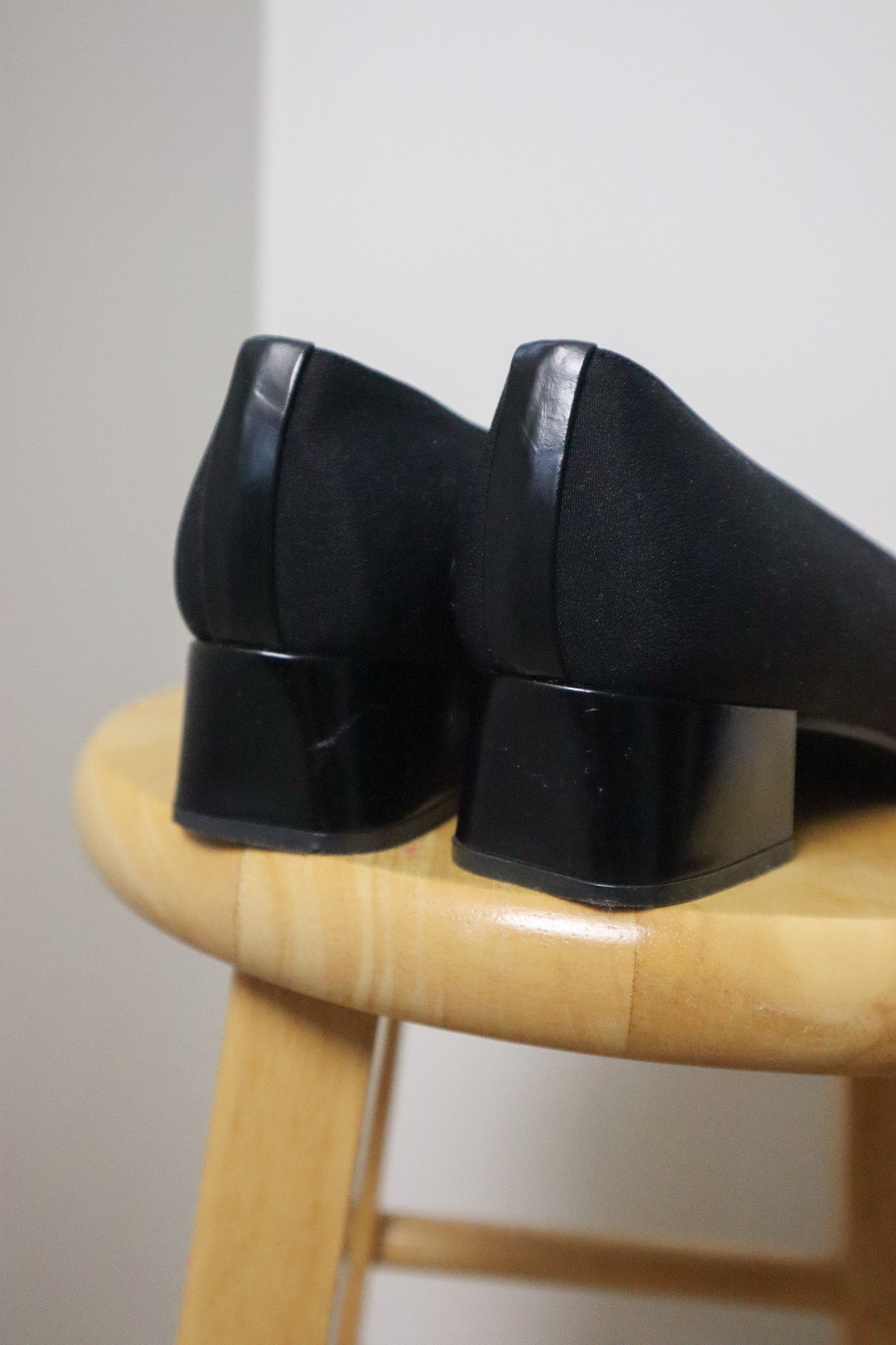 Vintage x Stuart Weitzman x Leather Two-Tone Heels (7.5)