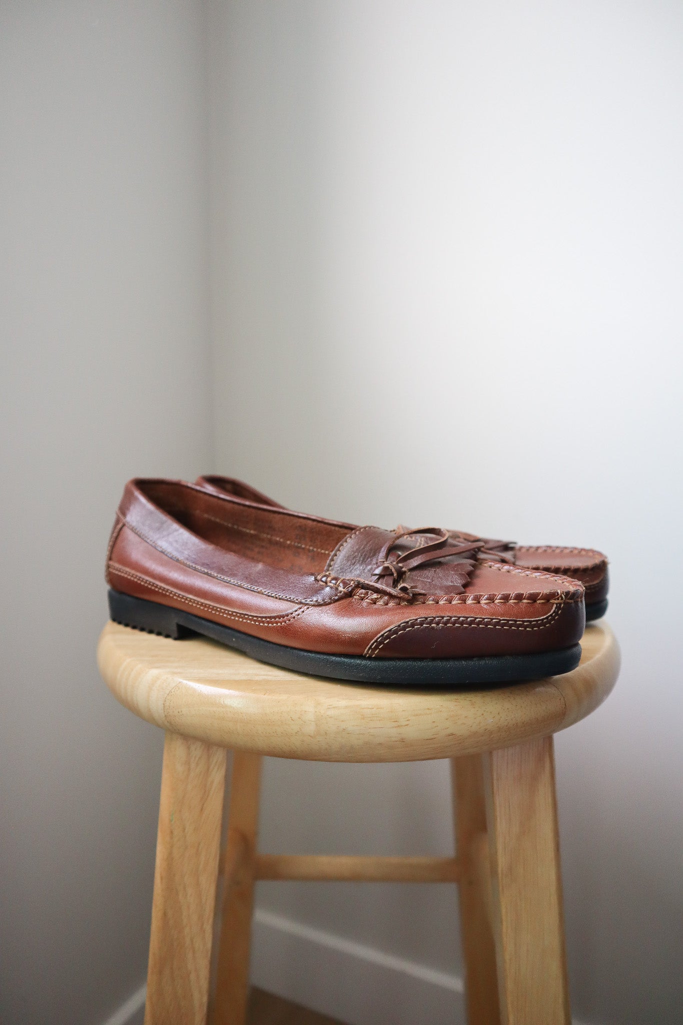 Vintage x Leather Loafers (9)