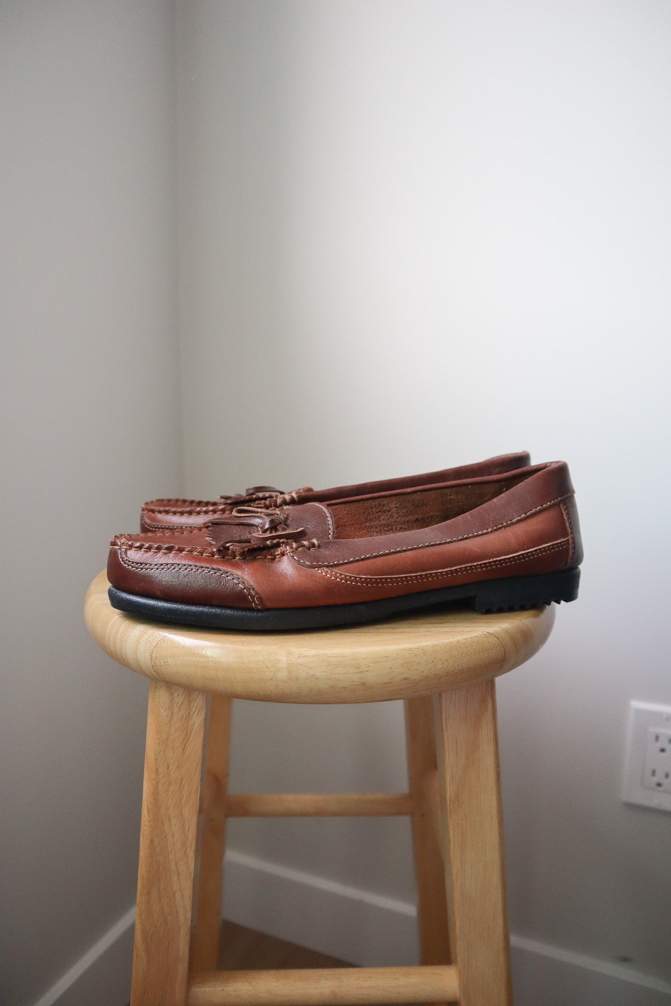 Vintage x Leather Loafers (9)