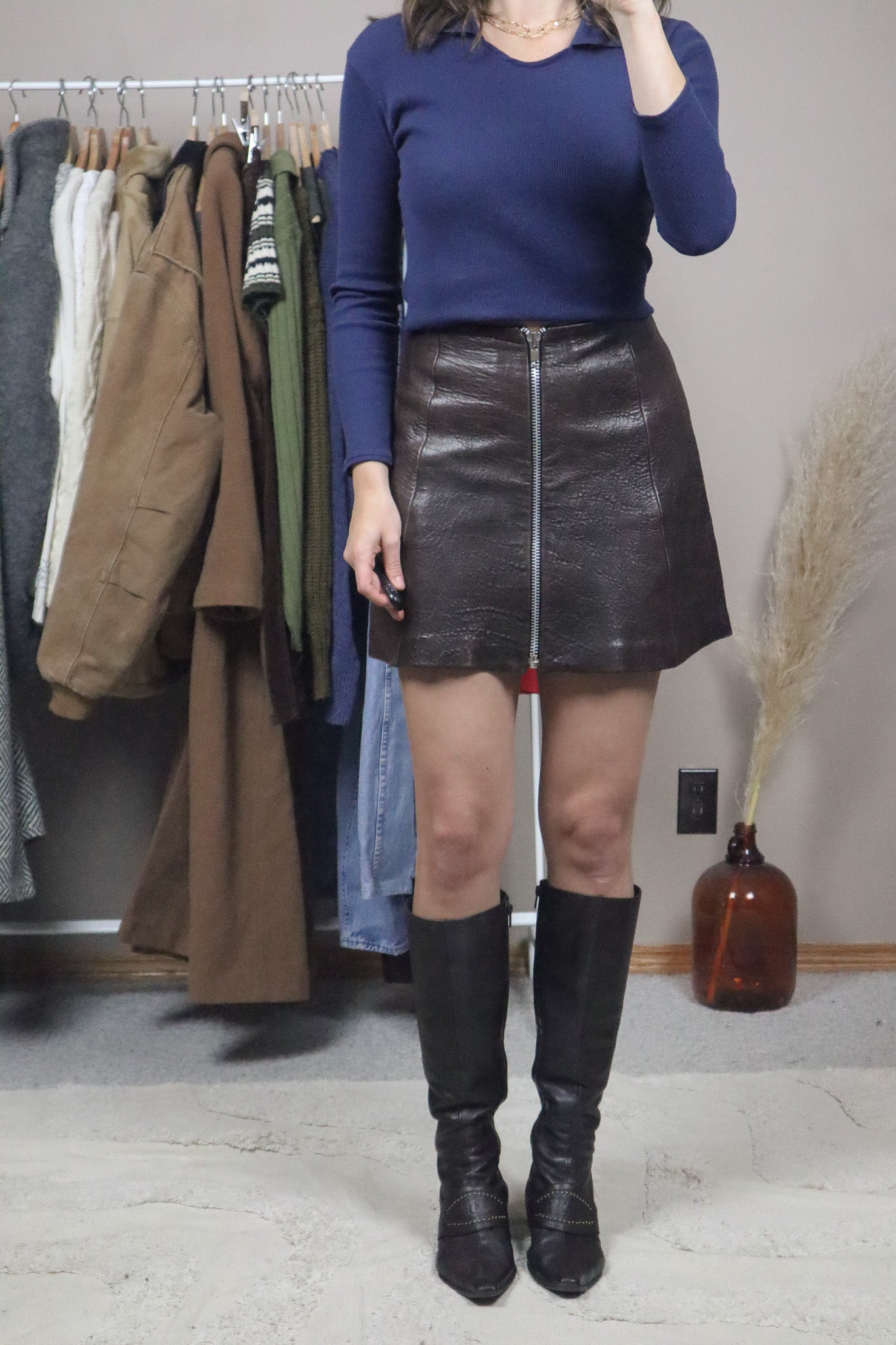 Made in USA x Vintage x Leather Mini Zipper Mini Skirt (2/4)
