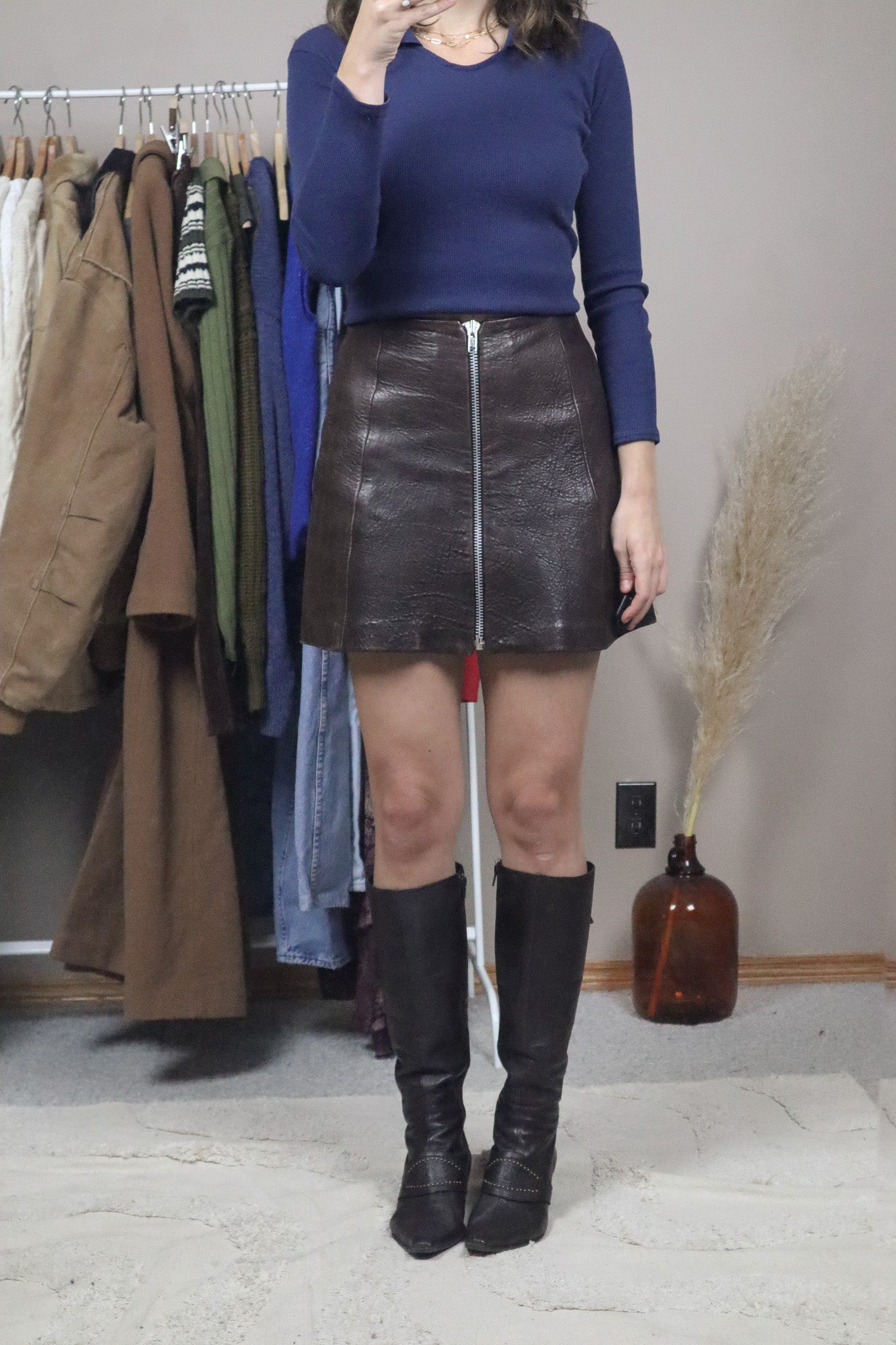 Made in USA x Vintage x Leather Mini Zipper Mini Skirt (2/4)
