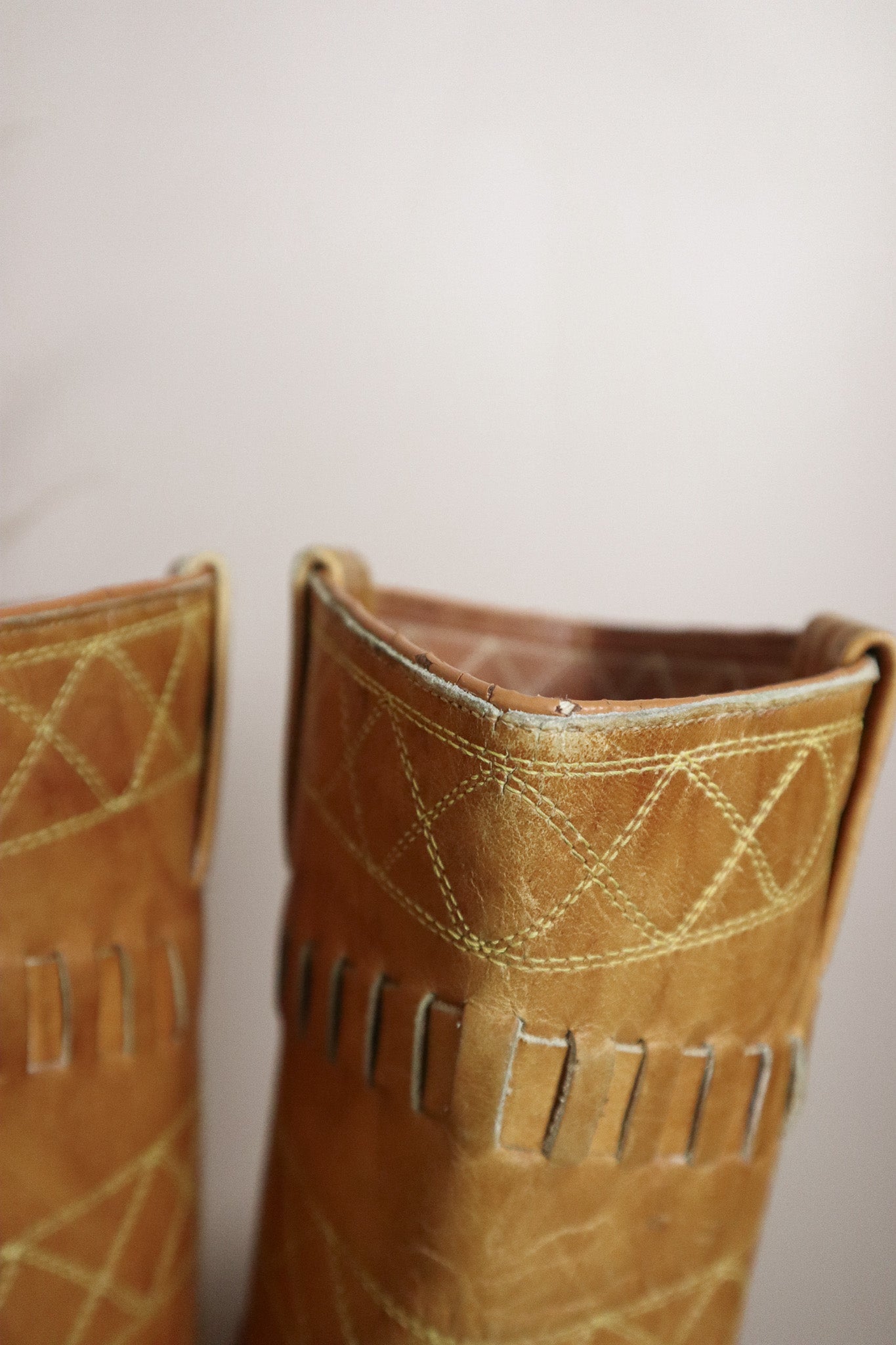 Made in Canada x Vintage x Leather Campus Boots (7.5)