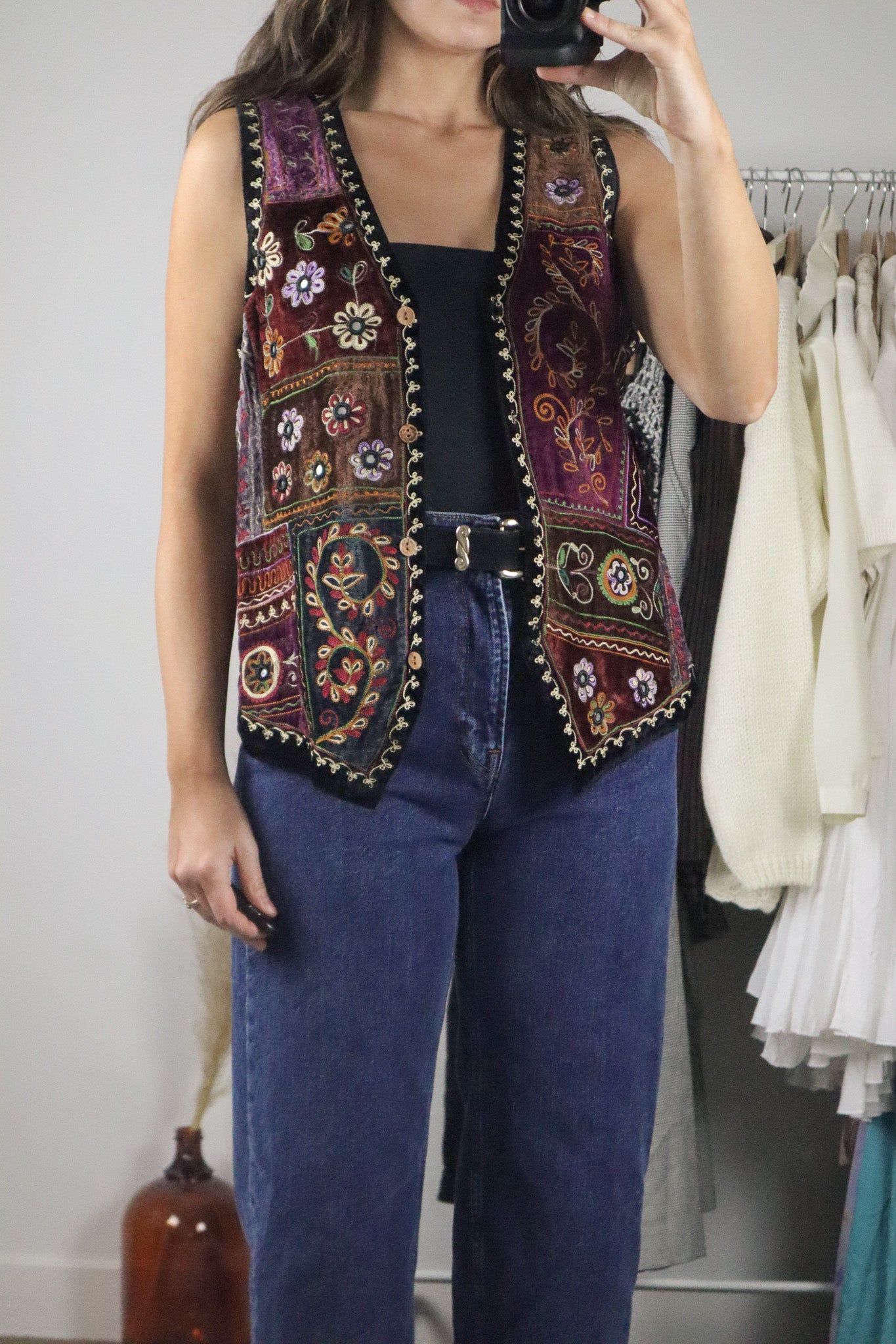 Vintage x Velvet Embroidered Vest (S)