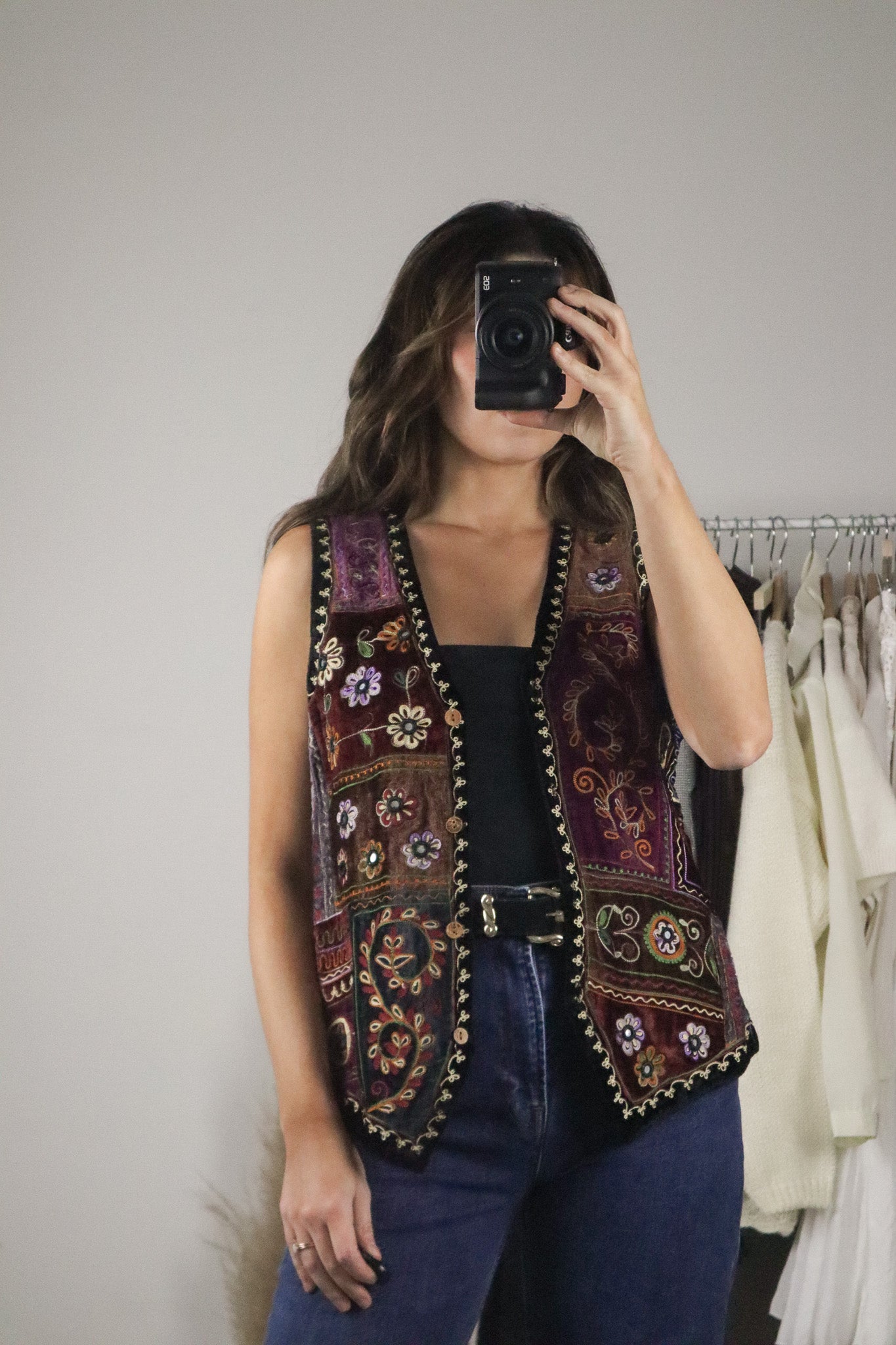 Vintage x Velvet Embroidered Vest (S)