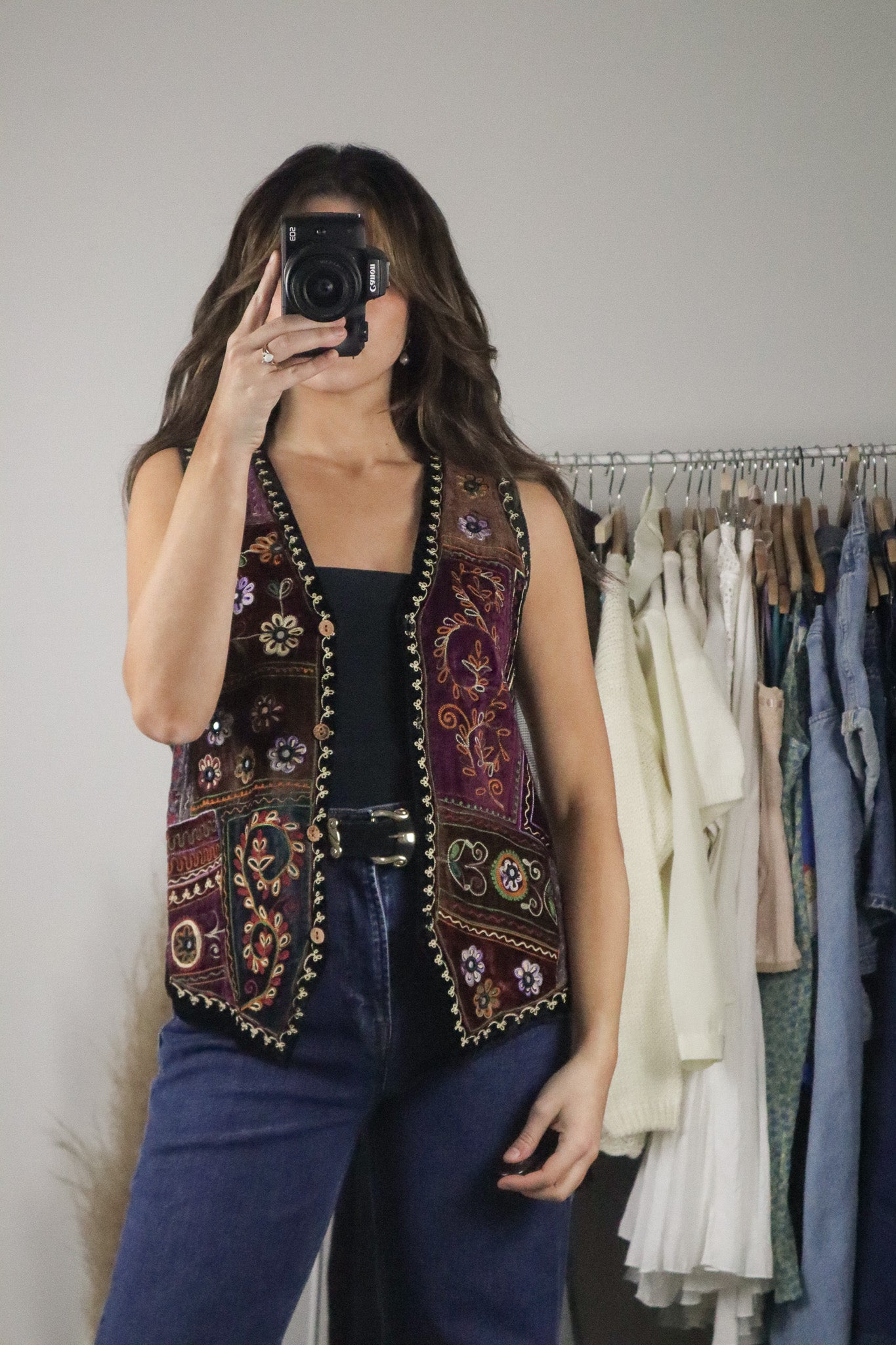 Vintage x Velvet Embroidered Vest (S)
