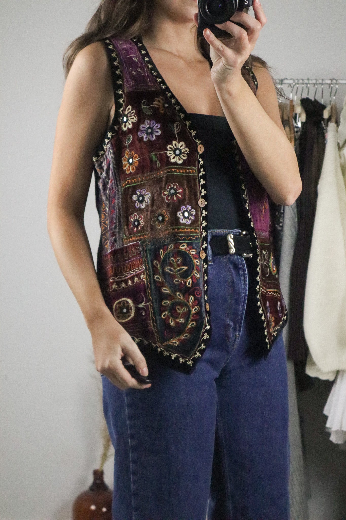 Vintage x Velvet Embroidered Vest (S)