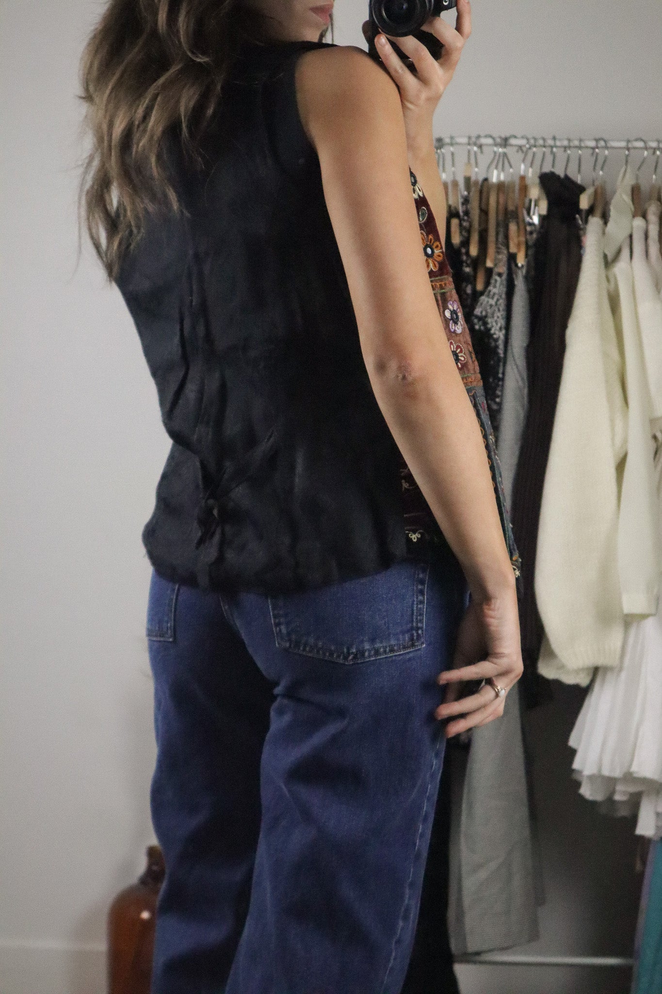 Vintage x Velvet Embroidered Vest (S)
