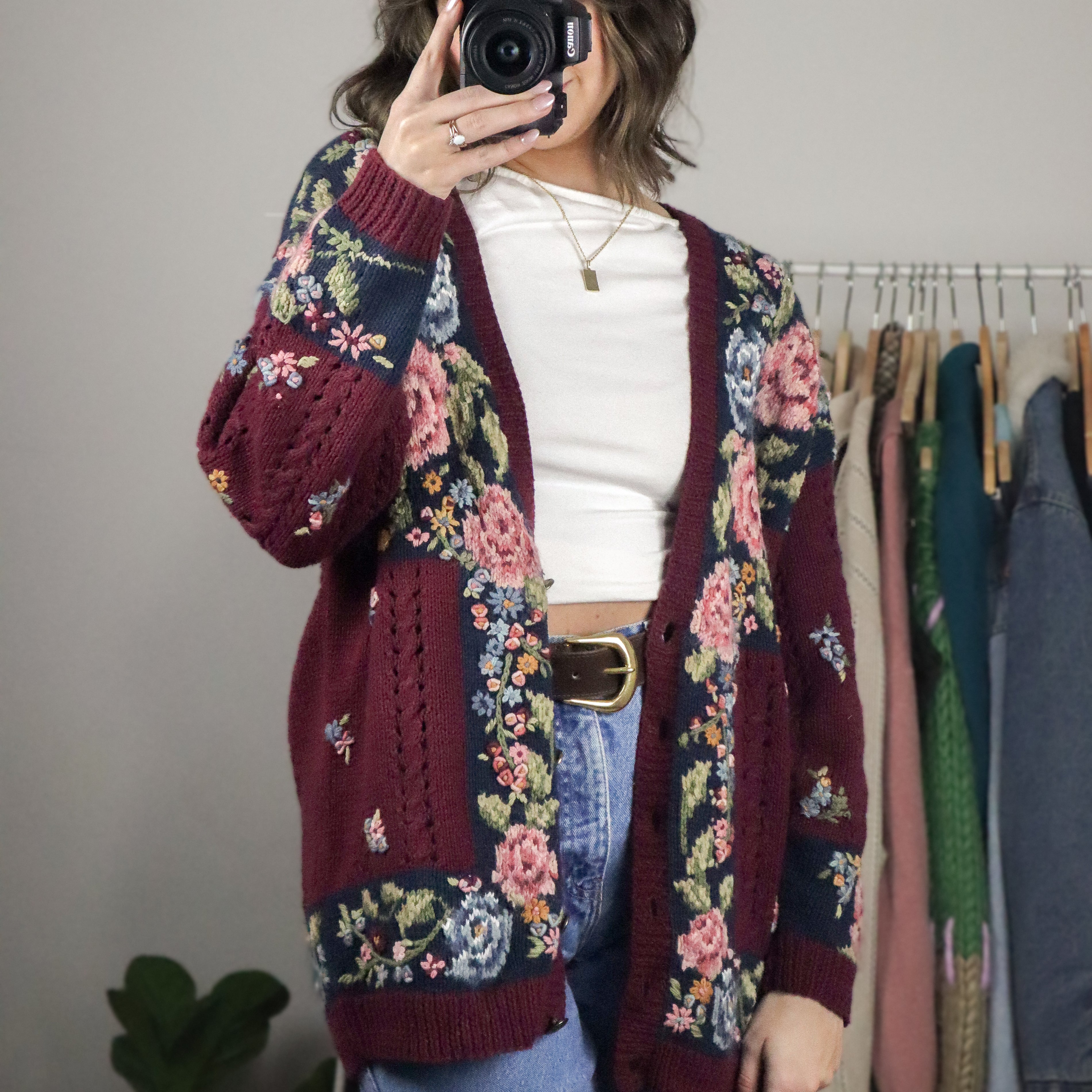 Vintage x Embroidered Floral Cardigan (S/M)