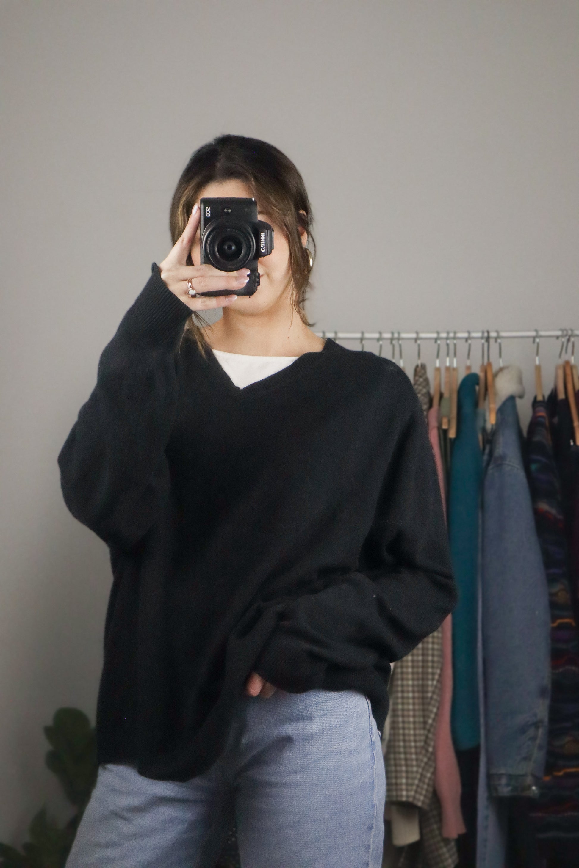 Vintage x V-Neck Sweater (L/XL)