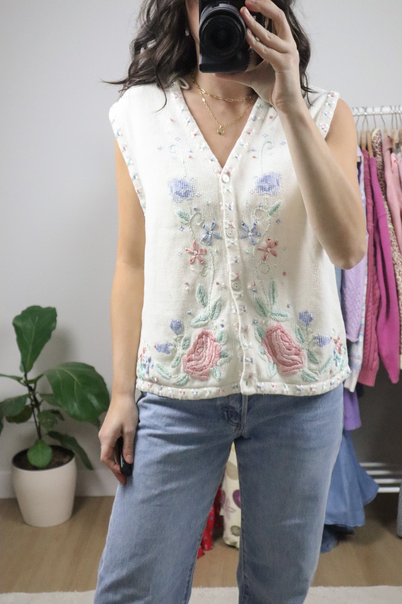 Vintage x Beaded/Cross-stitch/Embroidered Vest (M/L)