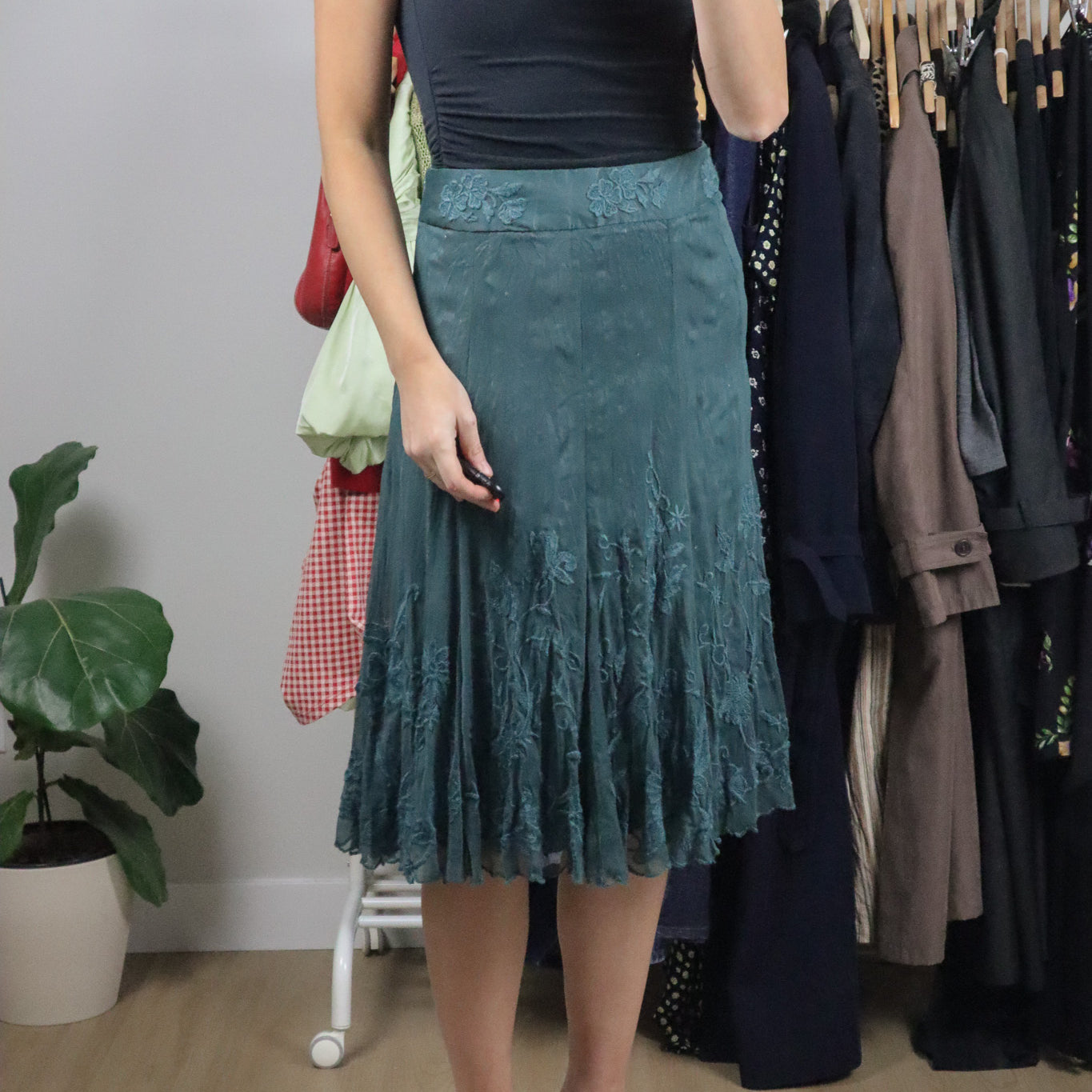 Vintage x Lace Midi Skirt (12)