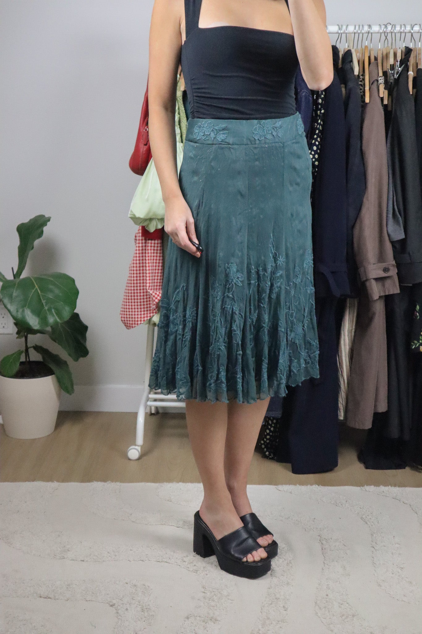 Vintage x Lace Midi Skirt (12)