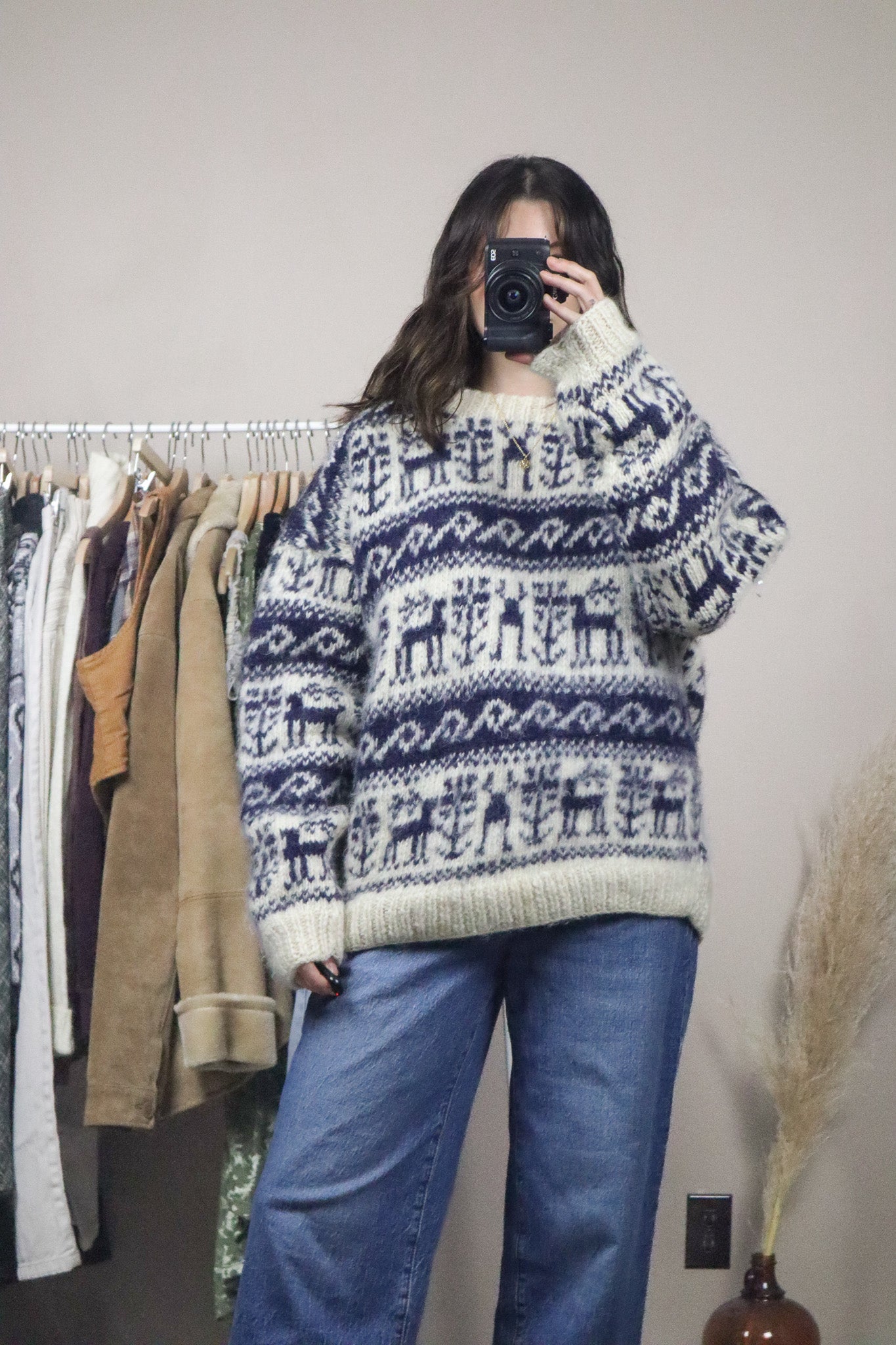 Made in Nepal x Vintage x Handknit Chunky Sweater (L/XL)