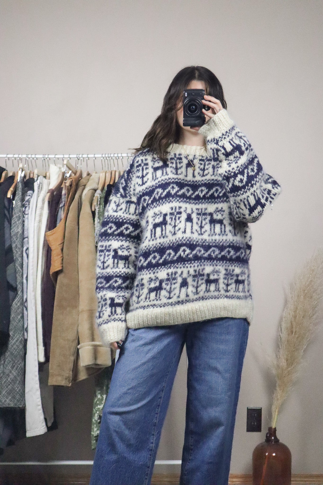 Made in Nepal x Vintage x Handknit Chunky Sweater (L/XL)
