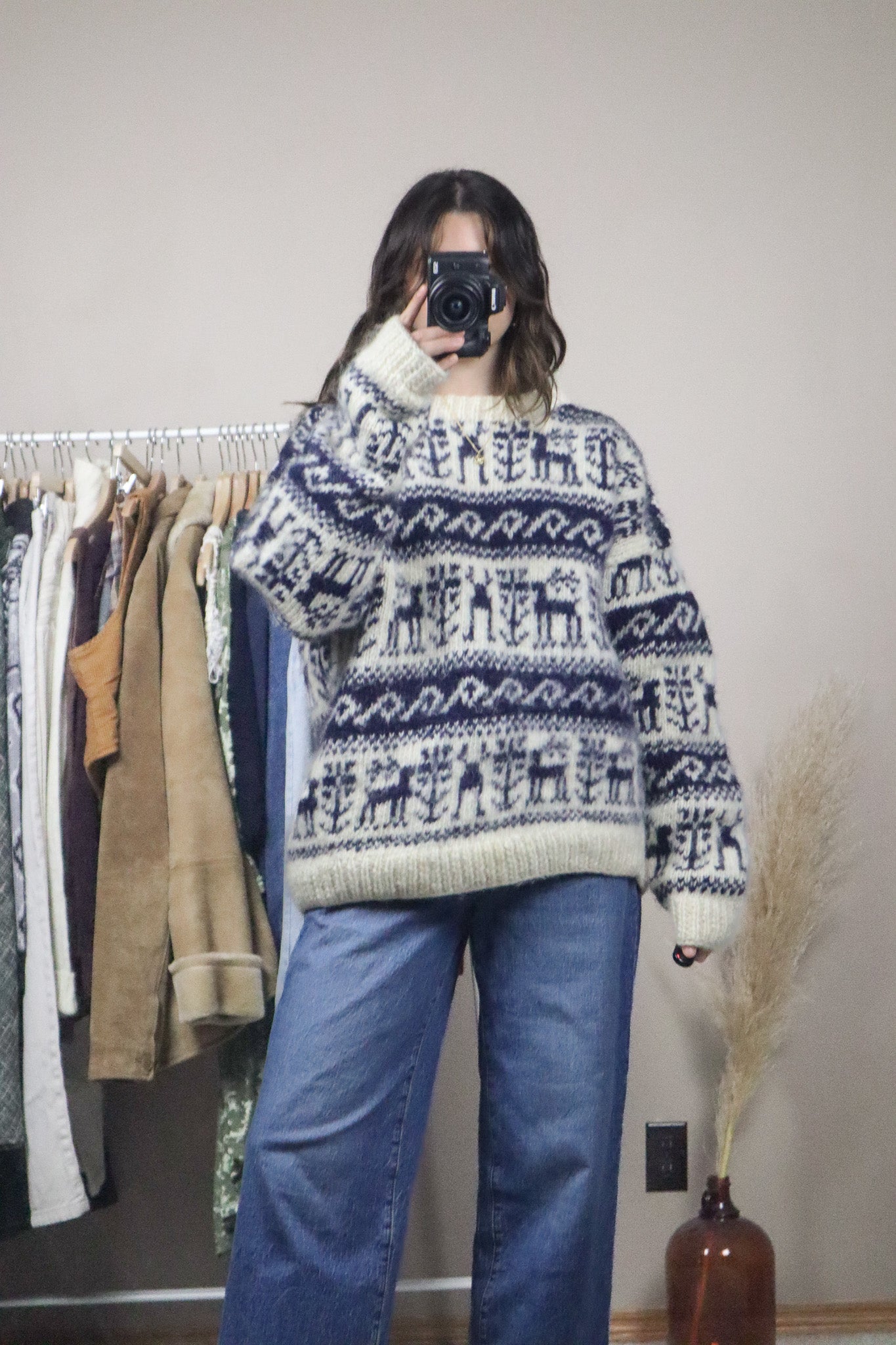 Made in Nepal x Vintage x Handknit Chunky Sweater (L/XL)