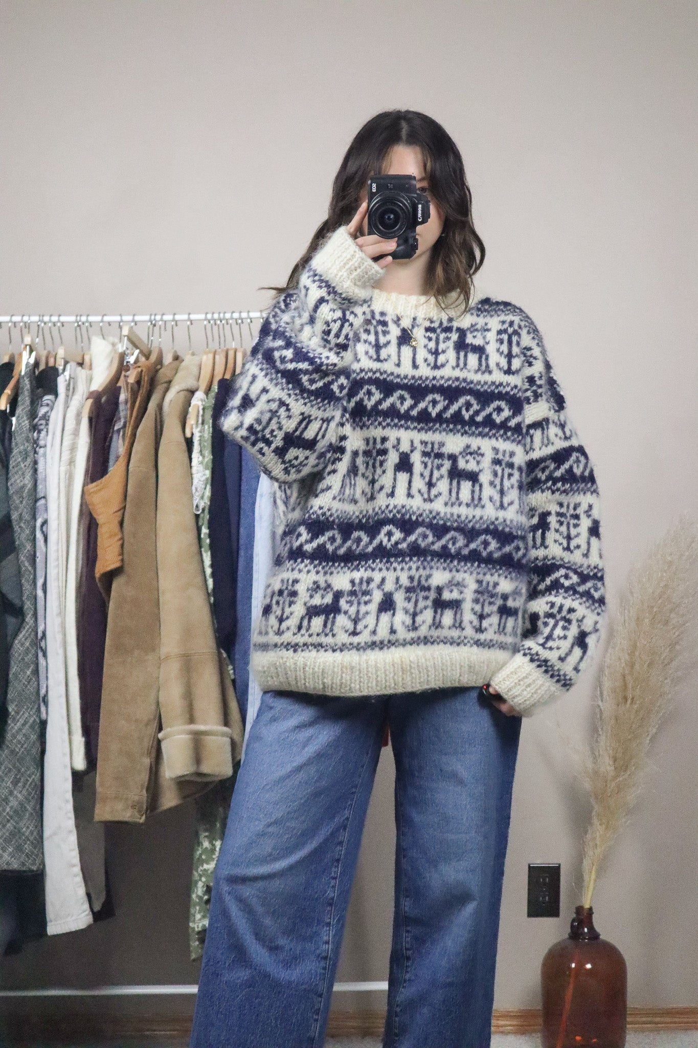 Made in Nepal x Vintage x Handknit Chunky Sweater (L/XL)