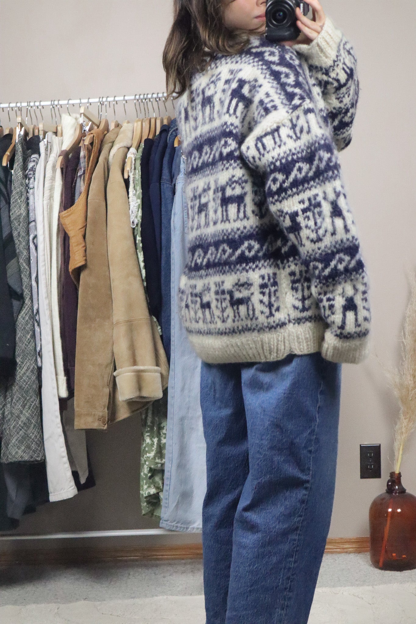 Made in Nepal x Vintage x Handknit Chunky Sweater (L/XL)