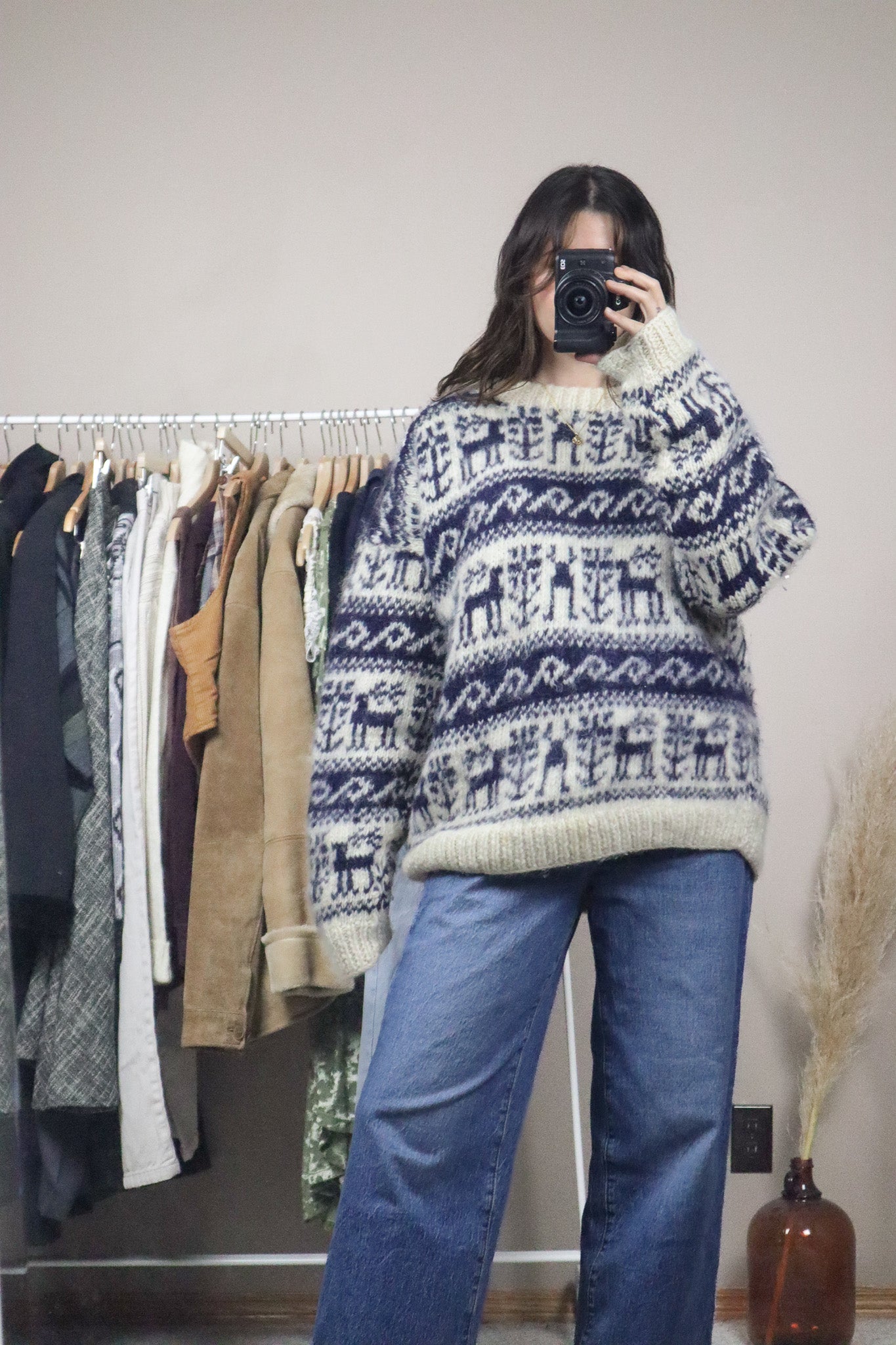 Made in Nepal x Vintage x Handknit Chunky Sweater (L/XL)