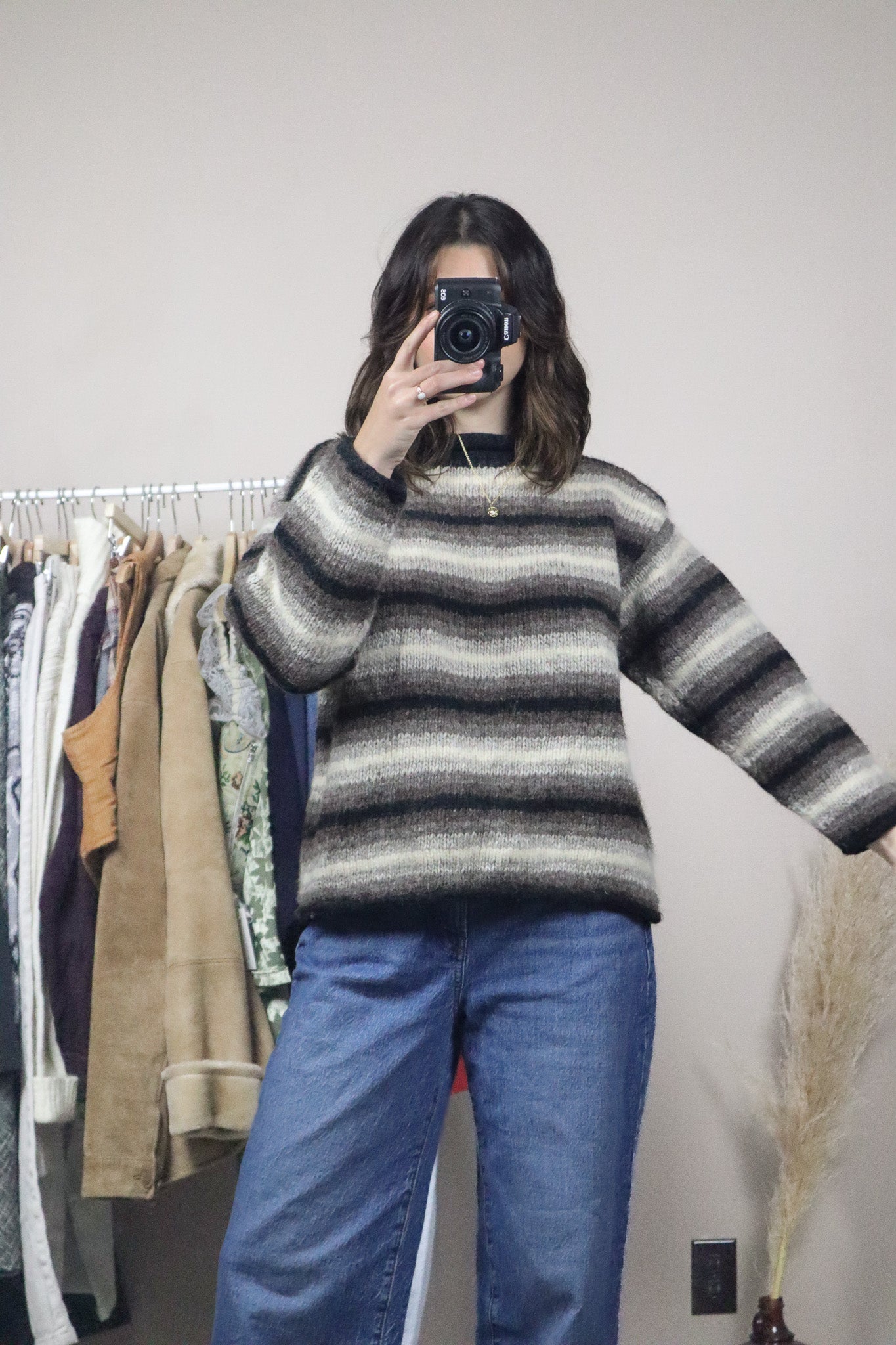 Made in Nepal x Vintage x Wool Striped Chunky Knit (S)