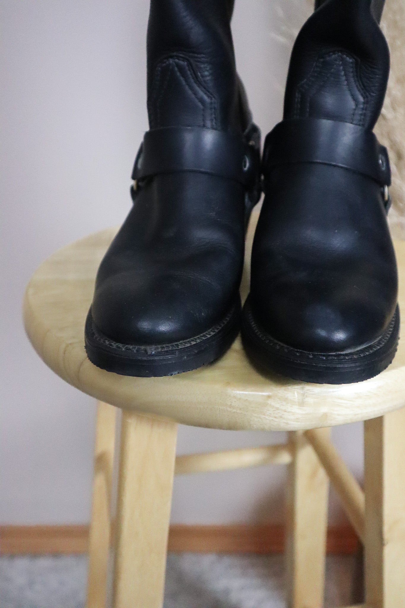Made in Canada x Vintage x Leather Moto Boots (6/6.5)