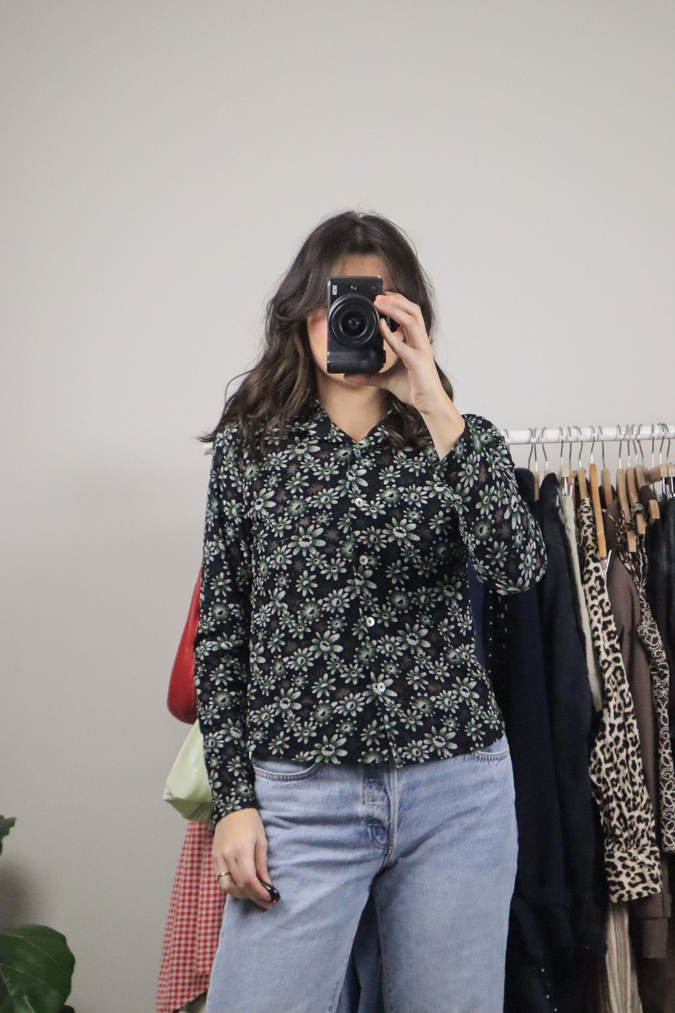 Made in Canada x Vintage x Mesh Flower Top (S)