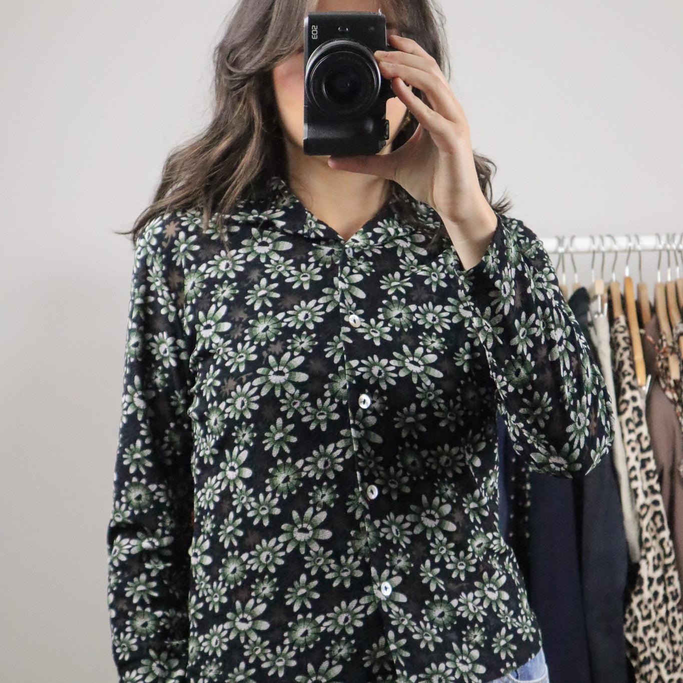 Made in Canada x Vintage x Mesh Flower Top (S)