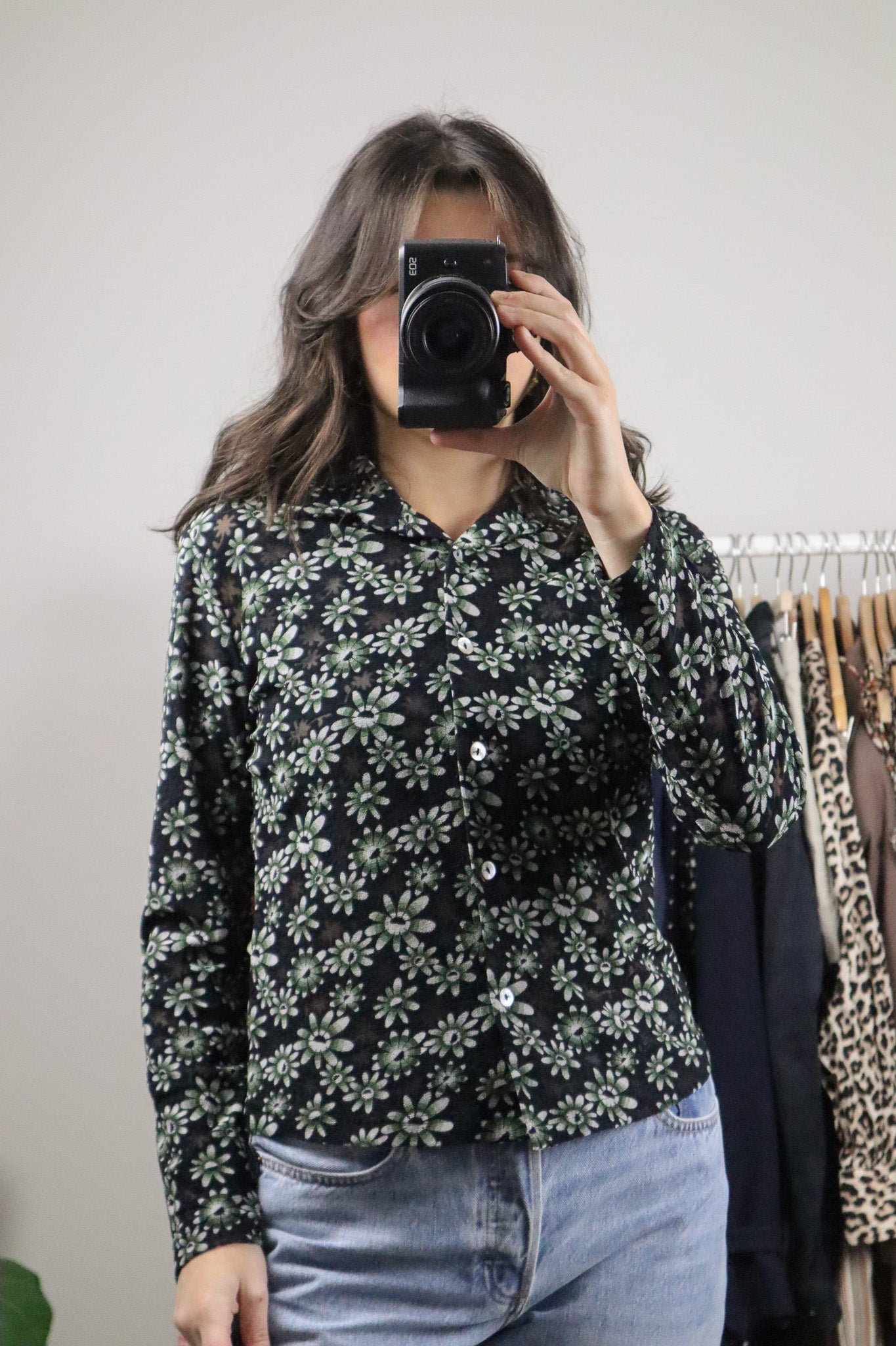Made in Canada x Vintage x Mesh Flower Top (S)