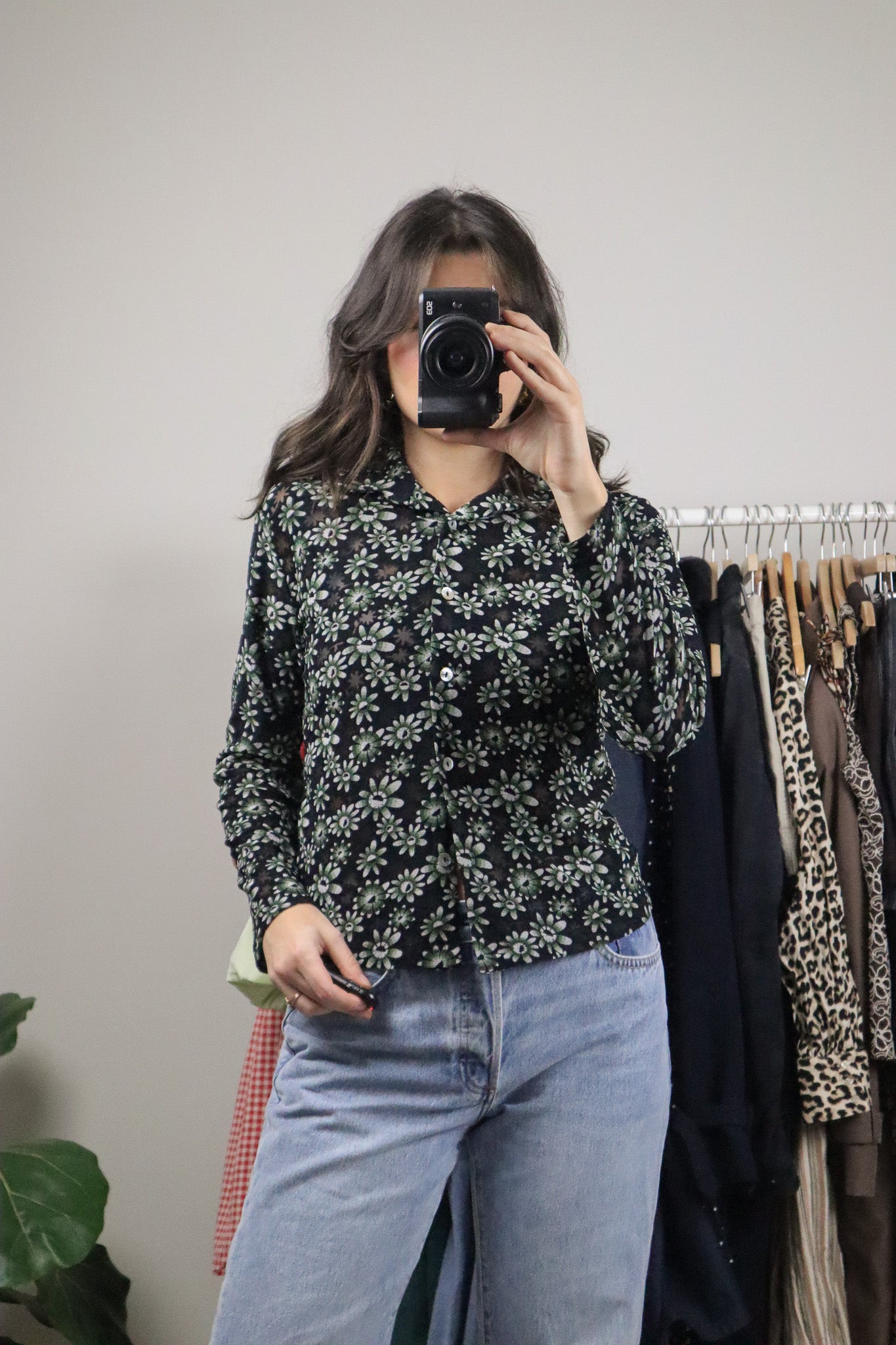 Made in Canada x Vintage x Mesh Flower Top (S)