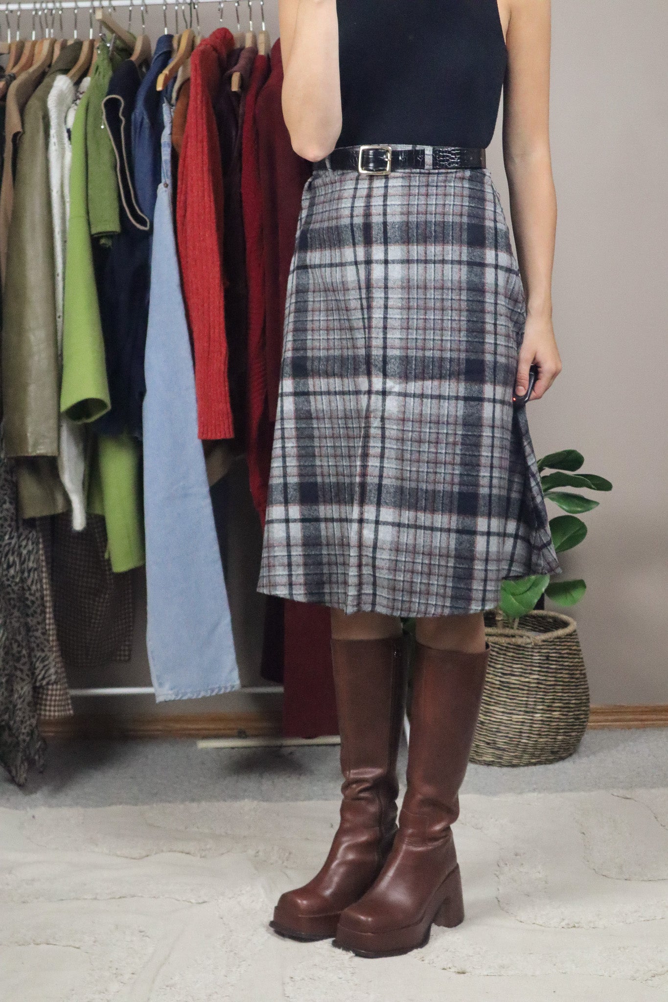 Made in Canada x Vintage x 70s Wool Blend Plaid Skirt (XS)